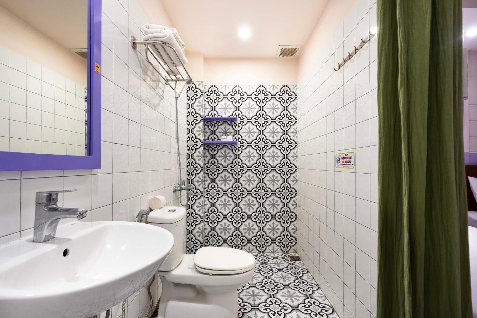 Ahu & 2* TP. Hồ Chí Minh